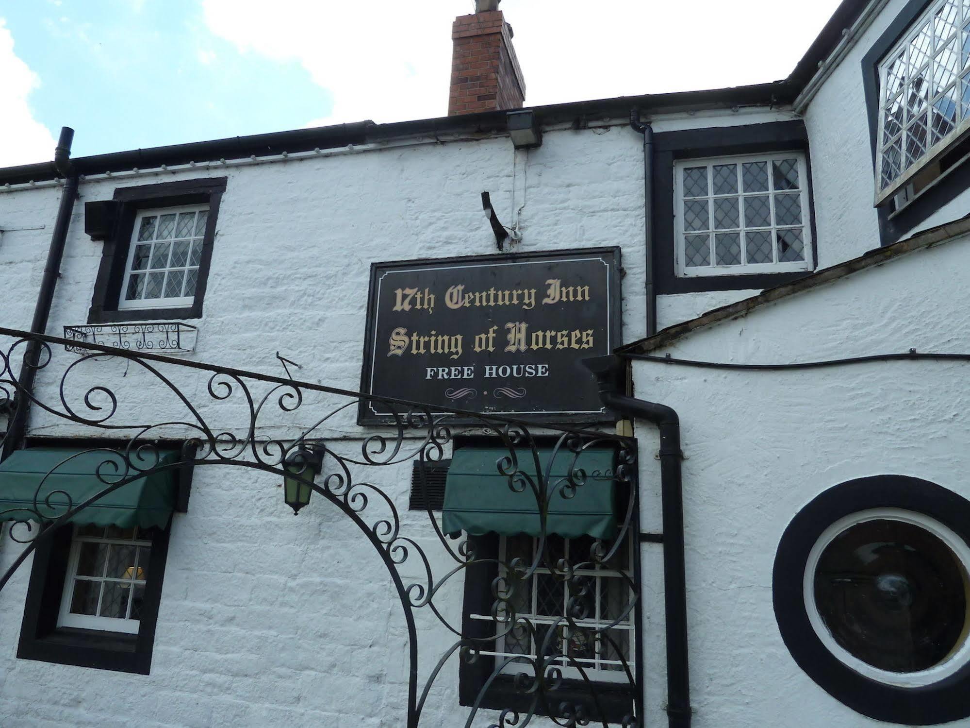 String Of Horses Inn 4*